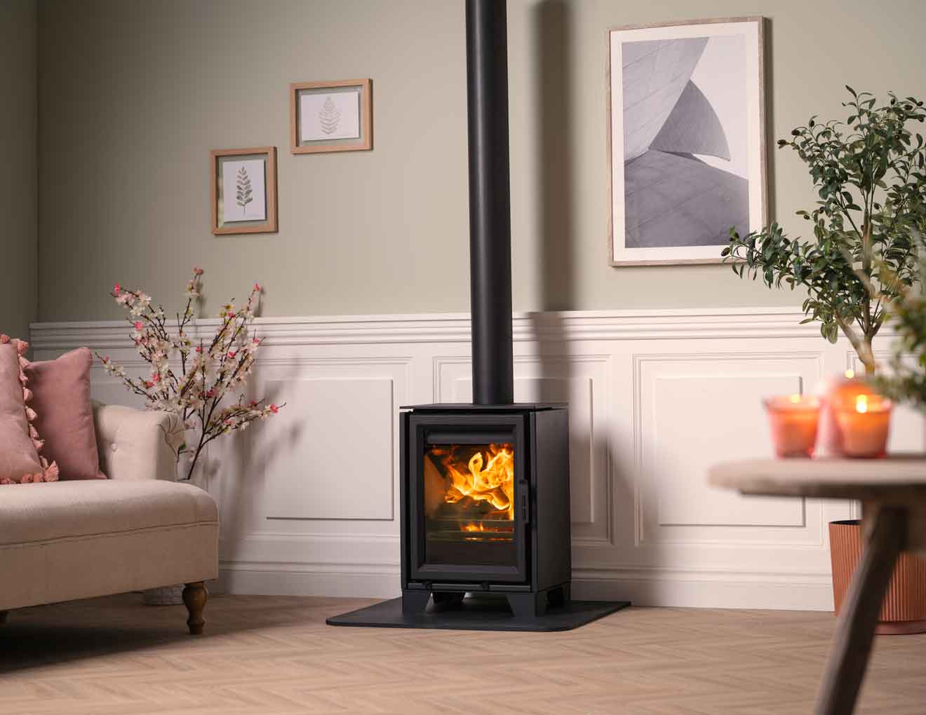 Fireline Ecostar 5 5kW Freestanding Stove on 70mm Leg Stand
