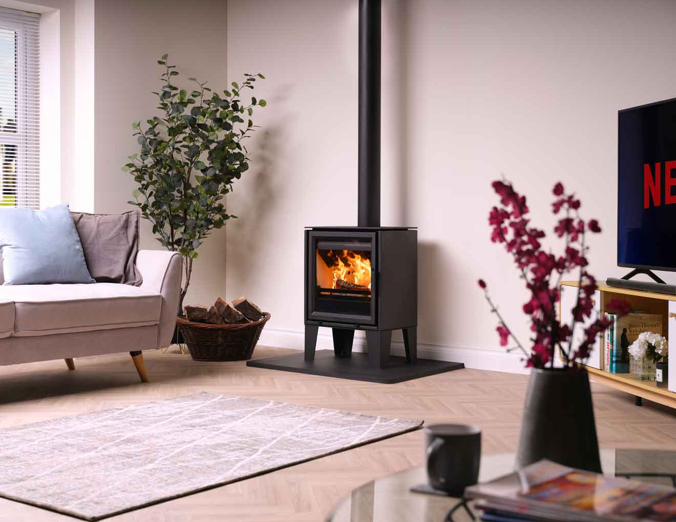 Fireline Ecostar 5 5kW Wide Freestanding Stove on 200mm Leg Stand
