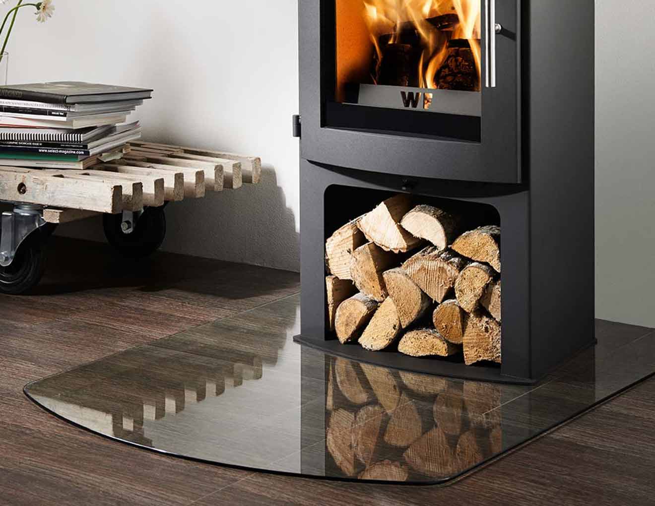 Truncated Glass Hearth Room